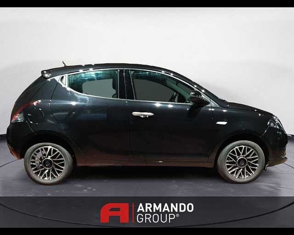 Lancia Ypsilon usata a Cuneo (4)