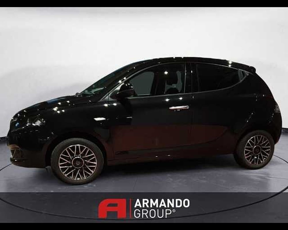 Lancia Ypsilon usata a Cuneo (8)