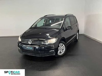 Volkswagen Touran 2.0 TDI 115 CV DSG Business BlueMotion Technology del 2020 usata a Bergamo