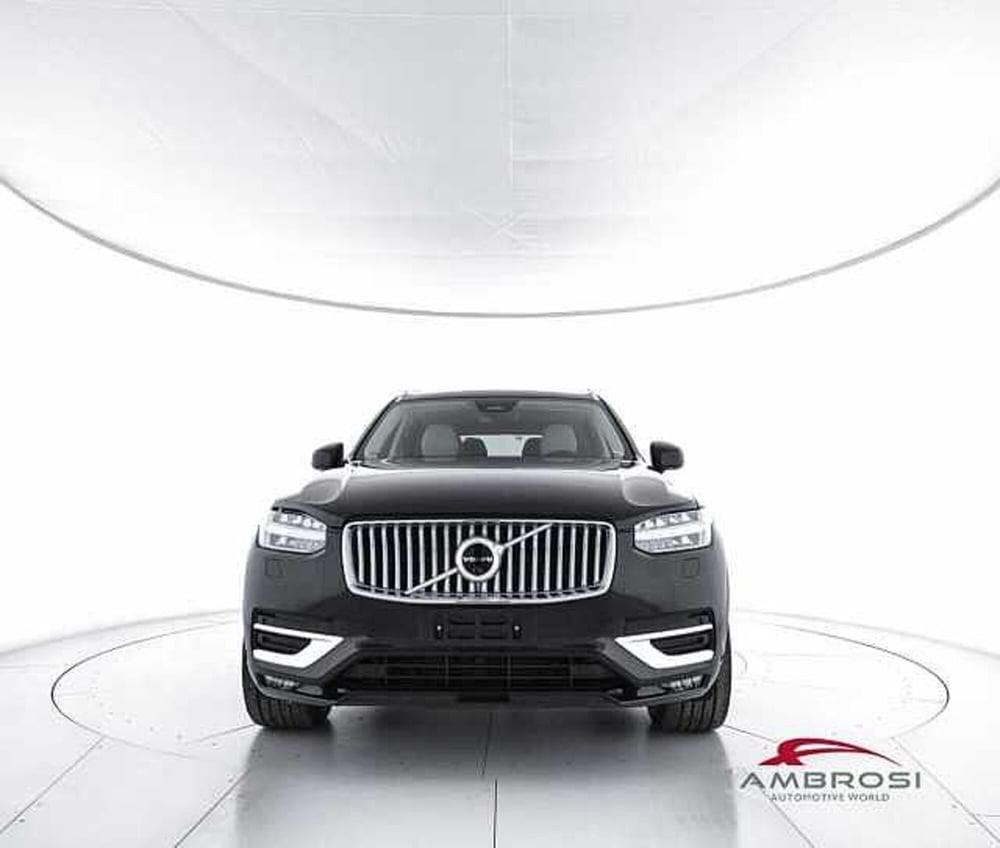 Volvo XC90 nuova a Viterbo (5)