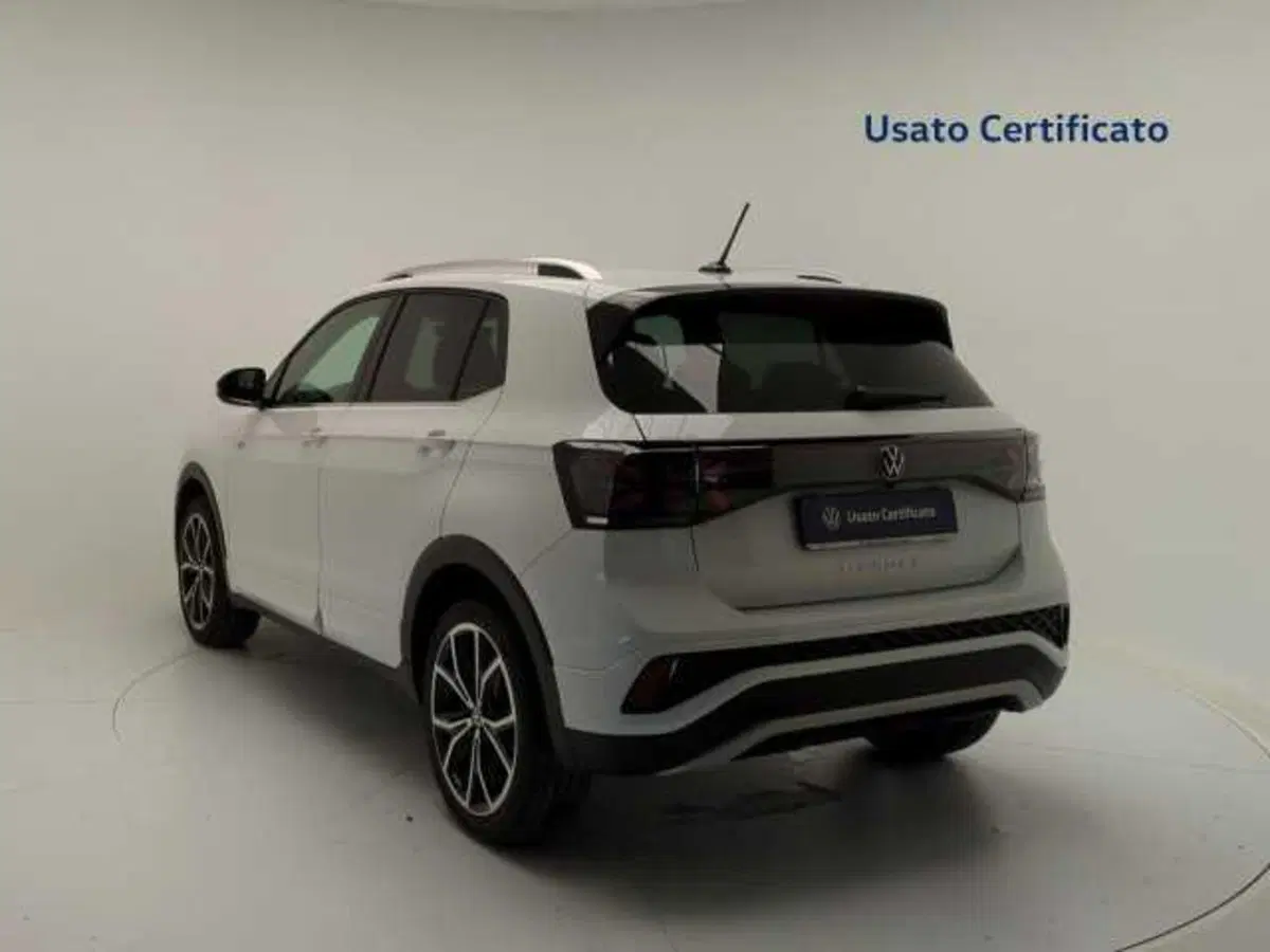 Volkswagen T-Cross nuova a Avellino (5)