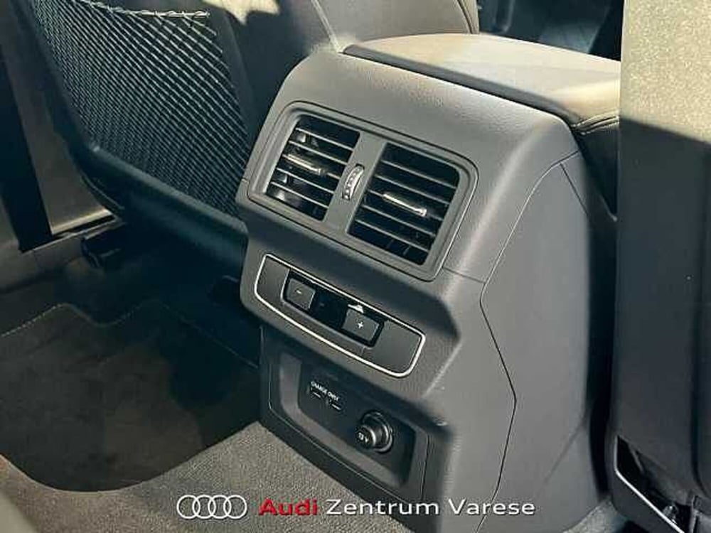 Audi Q5 Sportback nuova a Varese (16)