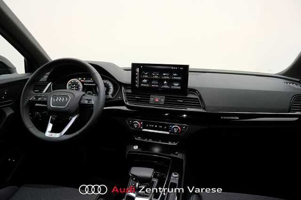 Audi Q5 Sportback nuova a Varese (7)