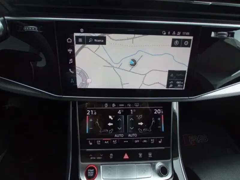 Audi RS Q8 usata a Potenza (18)