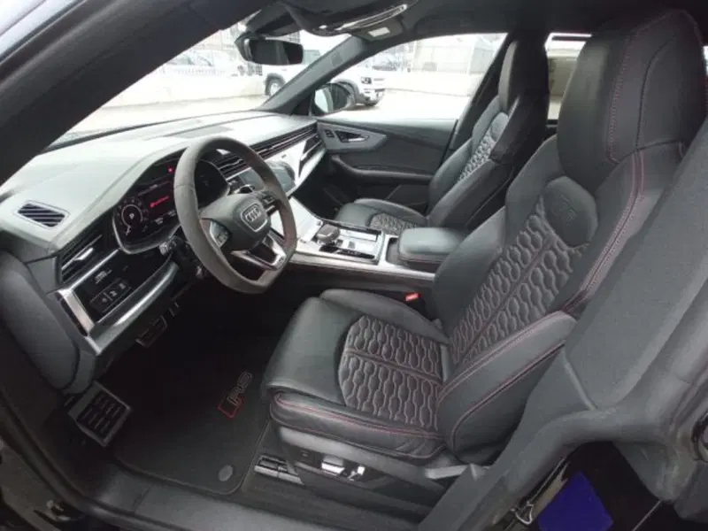 Audi RS Q8 usata a Potenza (10)