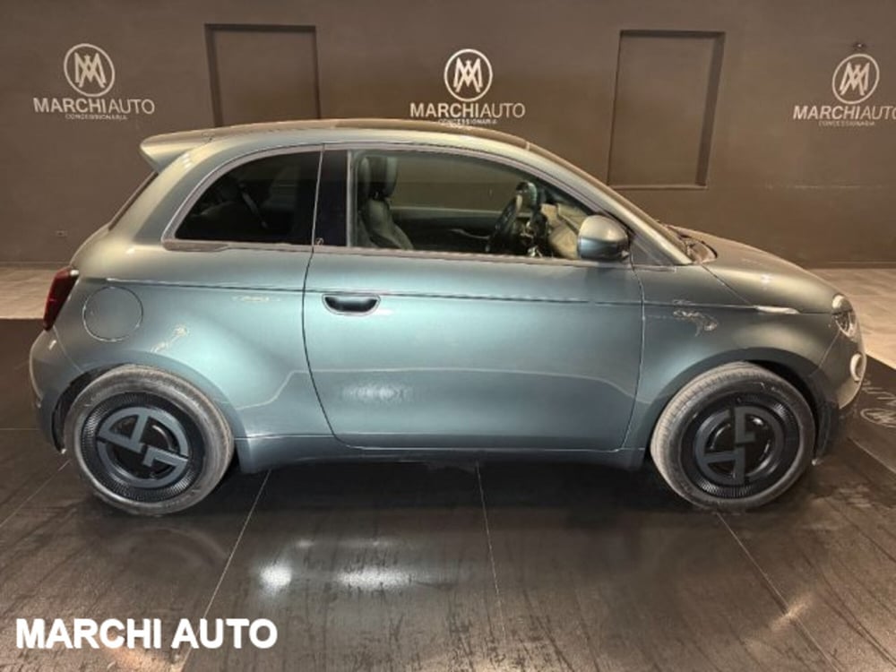 Fiat 500e nuova a Perugia (4)