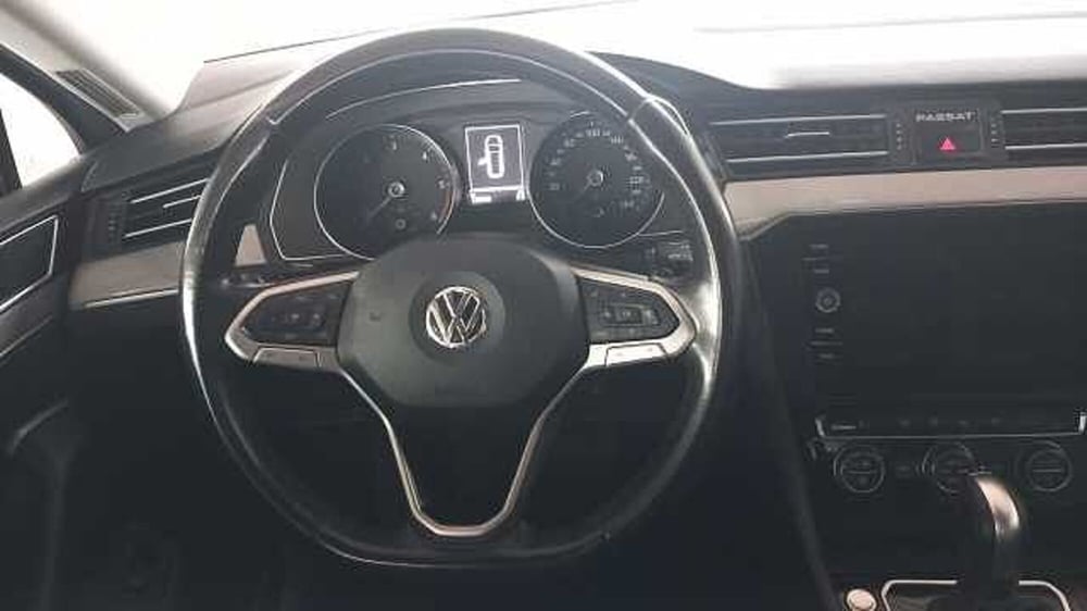 Volkswagen Passat Variant usata a Barletta-Andria-Trani (11)