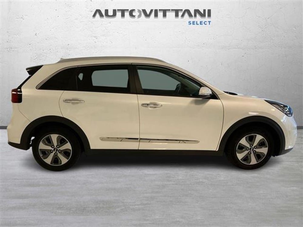 Kia Niro usata a Como (5)