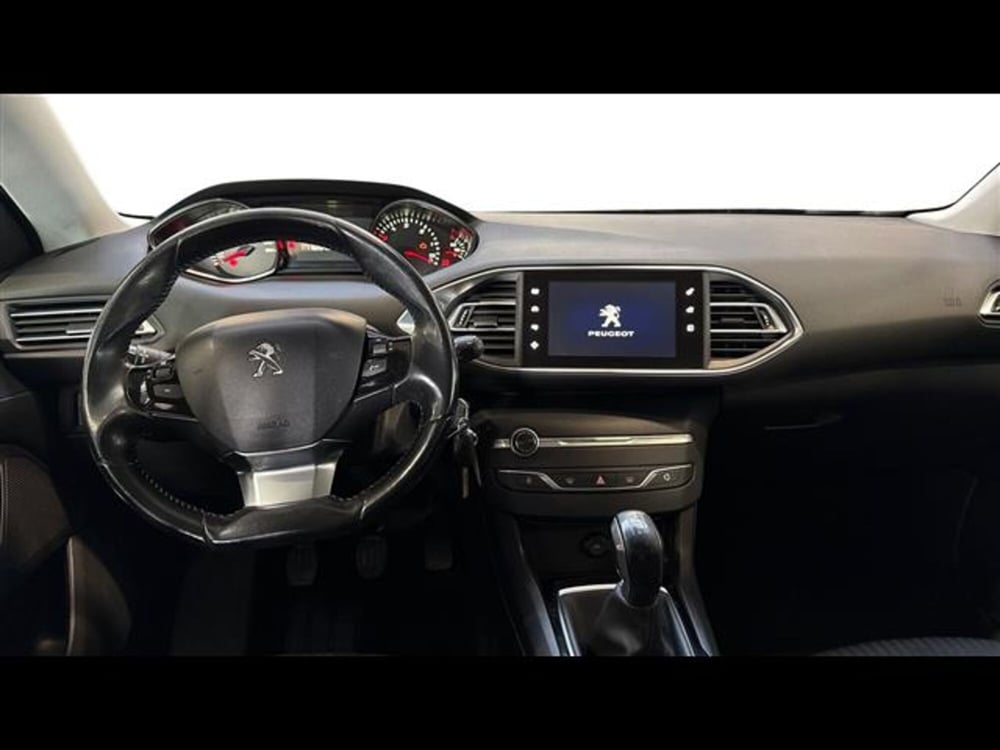 Peugeot 308 SW usata a Treviso (14)