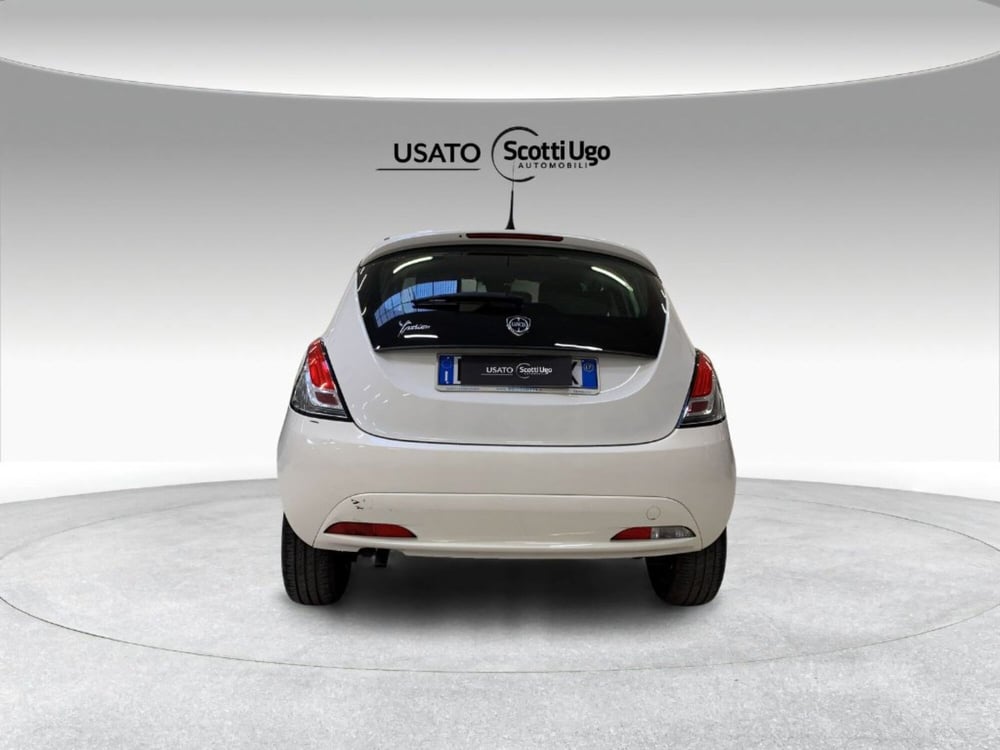 Lancia Ypsilon usata a Firenze (6)