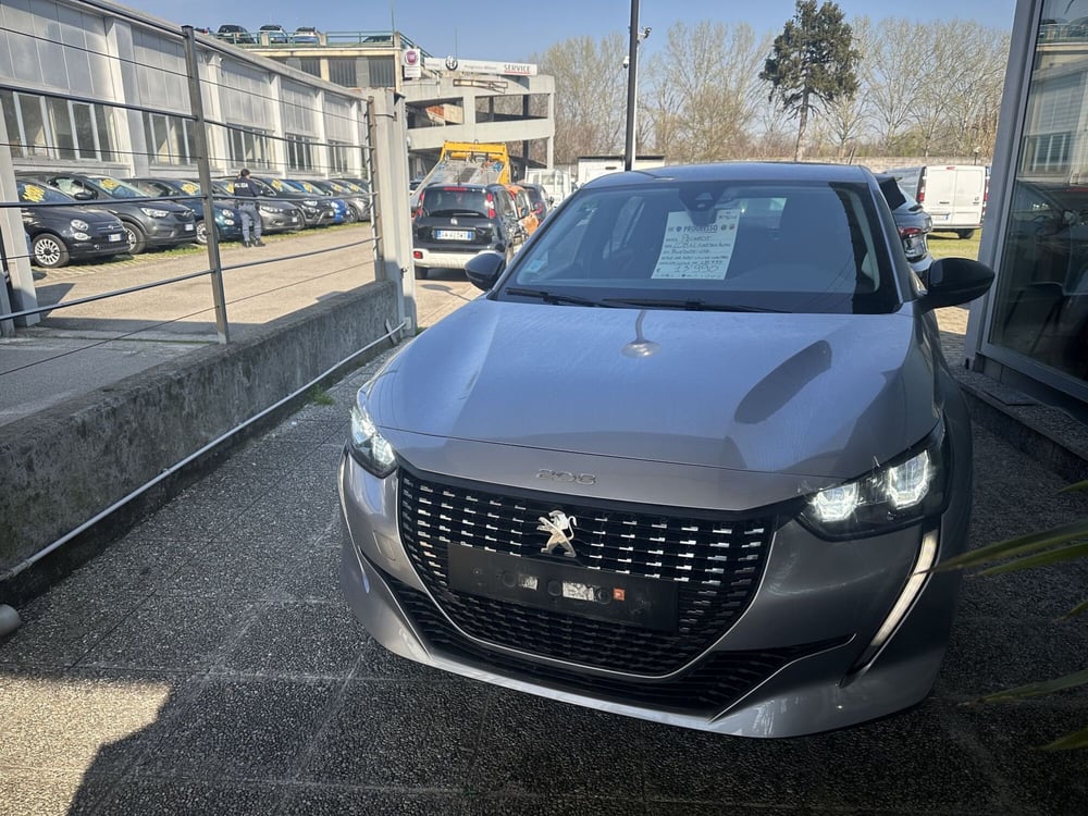 Peugeot 208 usata a Milano (4)