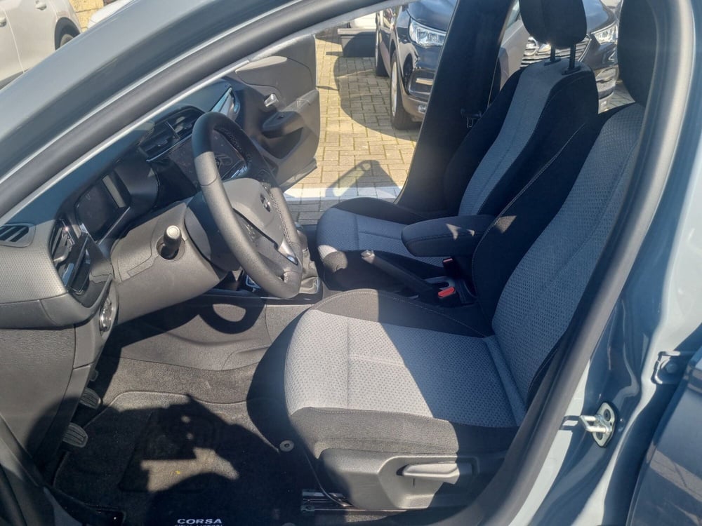 Opel Corsa nuova a Siena (16)