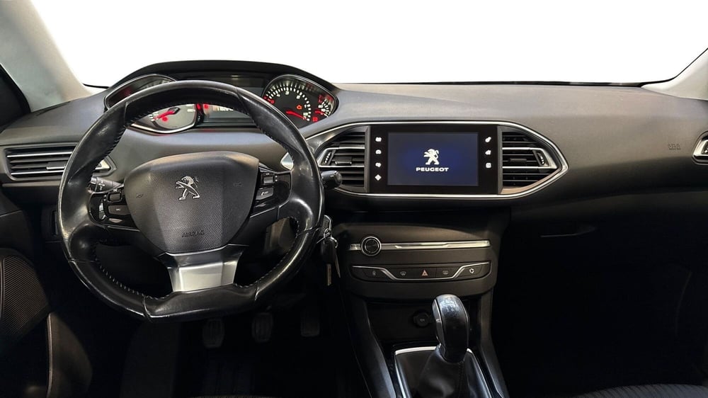 Peugeot 308 SW usata a Treviso (14)