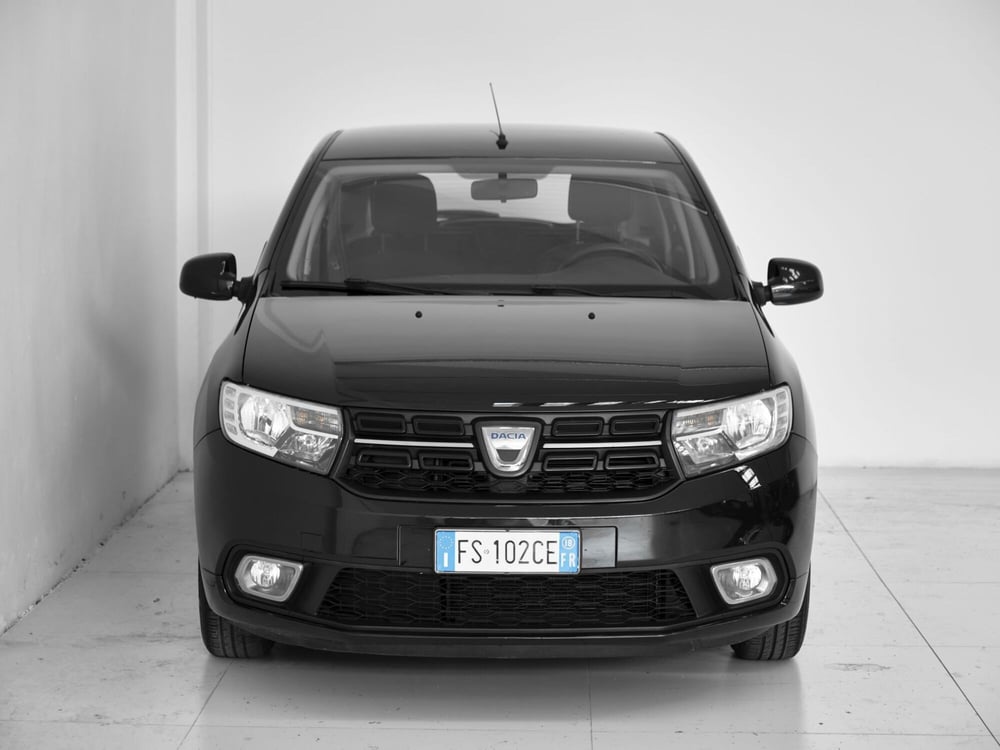 Dacia Sandero usata a Prato (5)