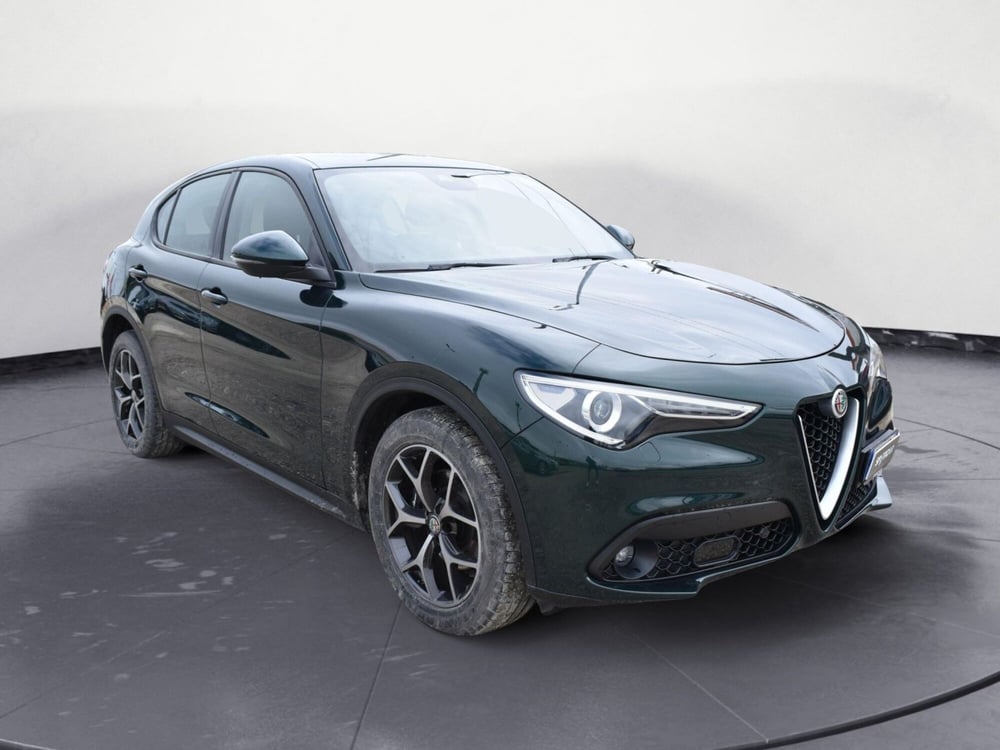 Alfa Romeo Stelvio usata a Catania (3)