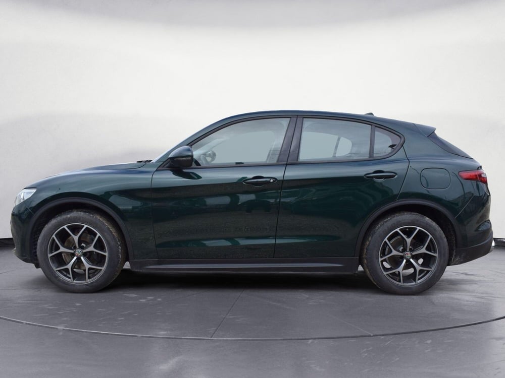 Alfa Romeo Stelvio usata a Catania (6)