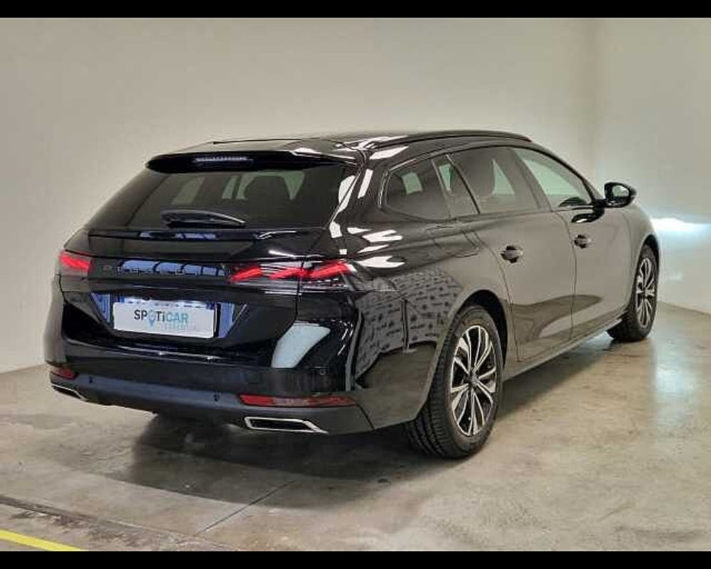 Peugeot 508 SW nuova a Milano (4)