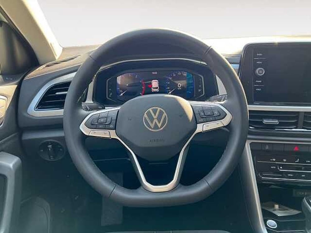 Volkswagen T-Roc nuova a Lecco (11)