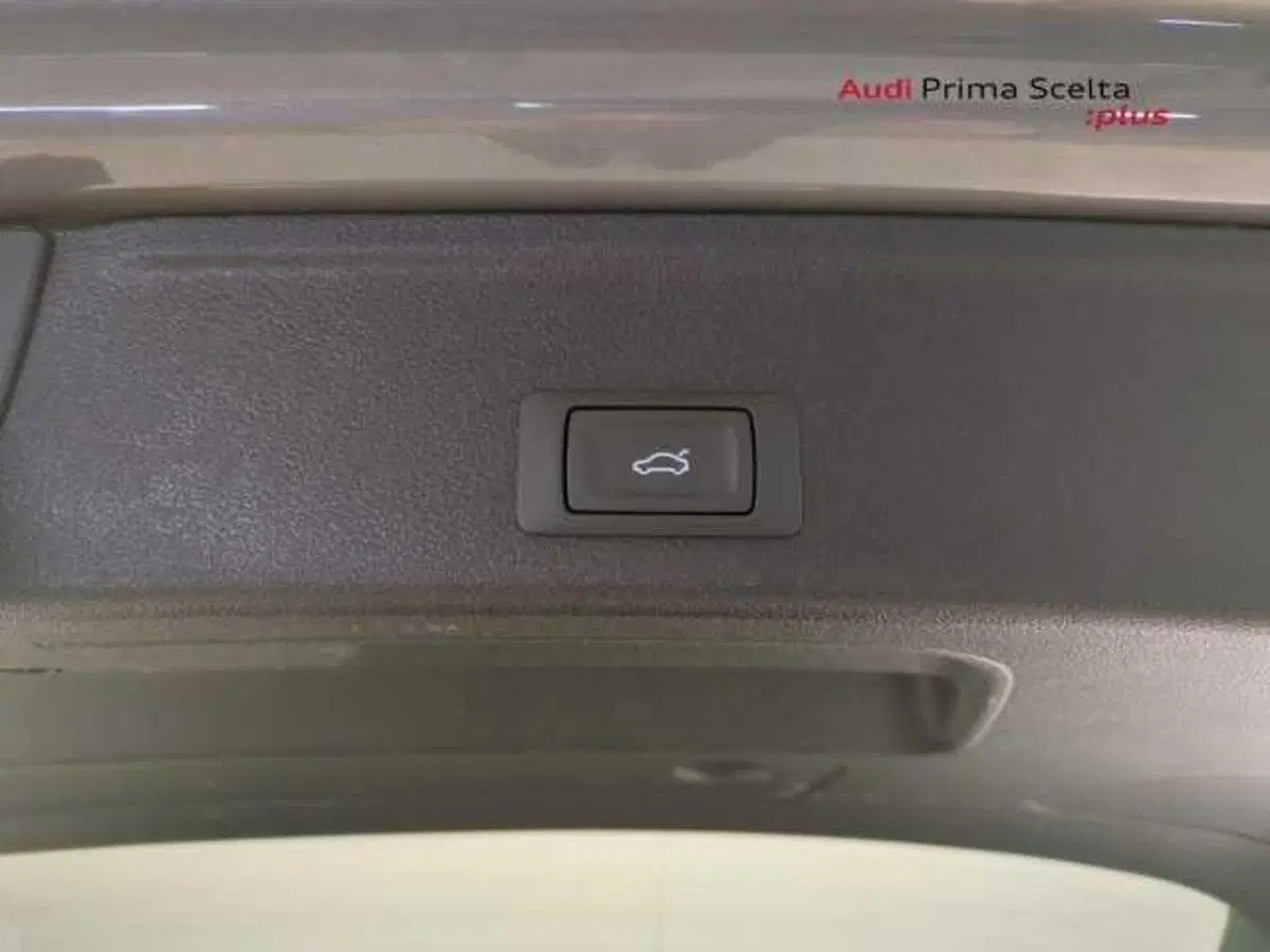Audi A4 Avant usata a Avellino (9)