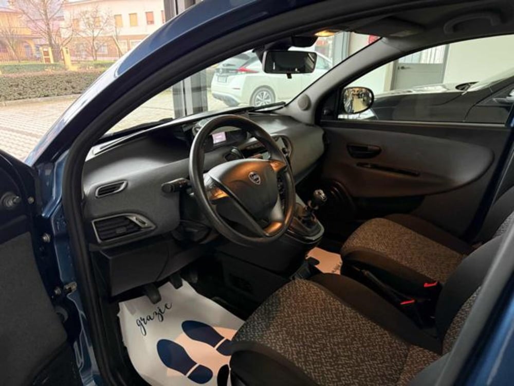 Lancia Ypsilon usata a Brescia (8)