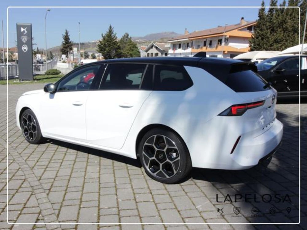 Opel Astra Station Wagon nuova a Salerno (11)