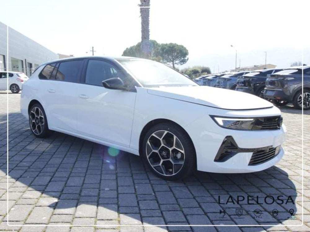 Opel Astra Station Wagon nuova a Salerno (6)