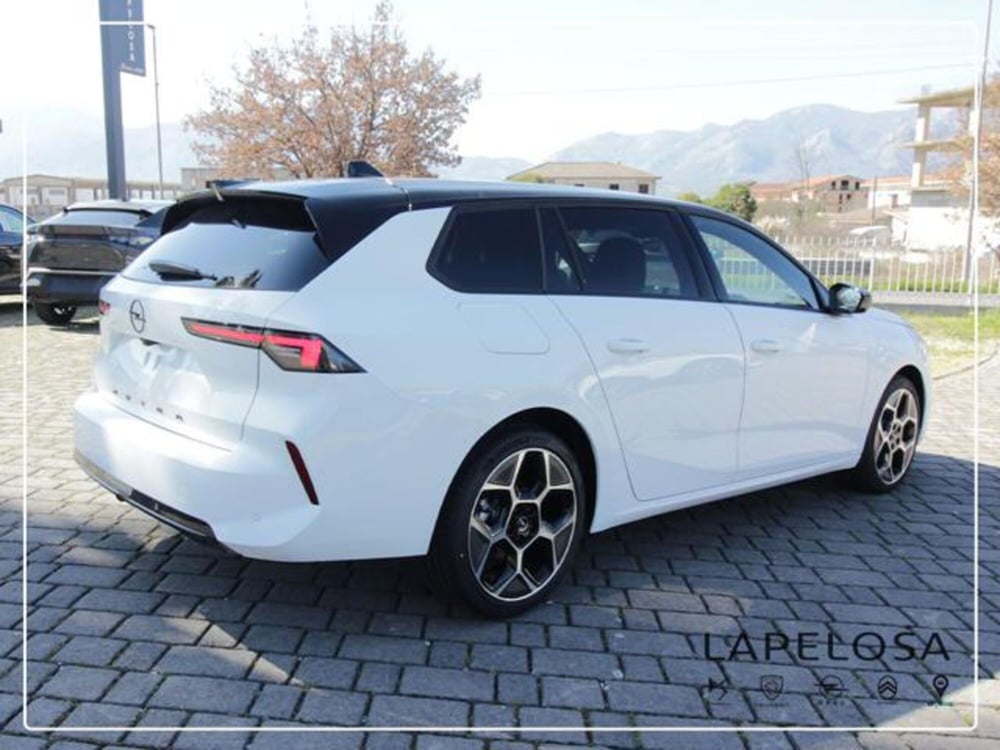 Opel Astra Station Wagon nuova a Salerno (9)