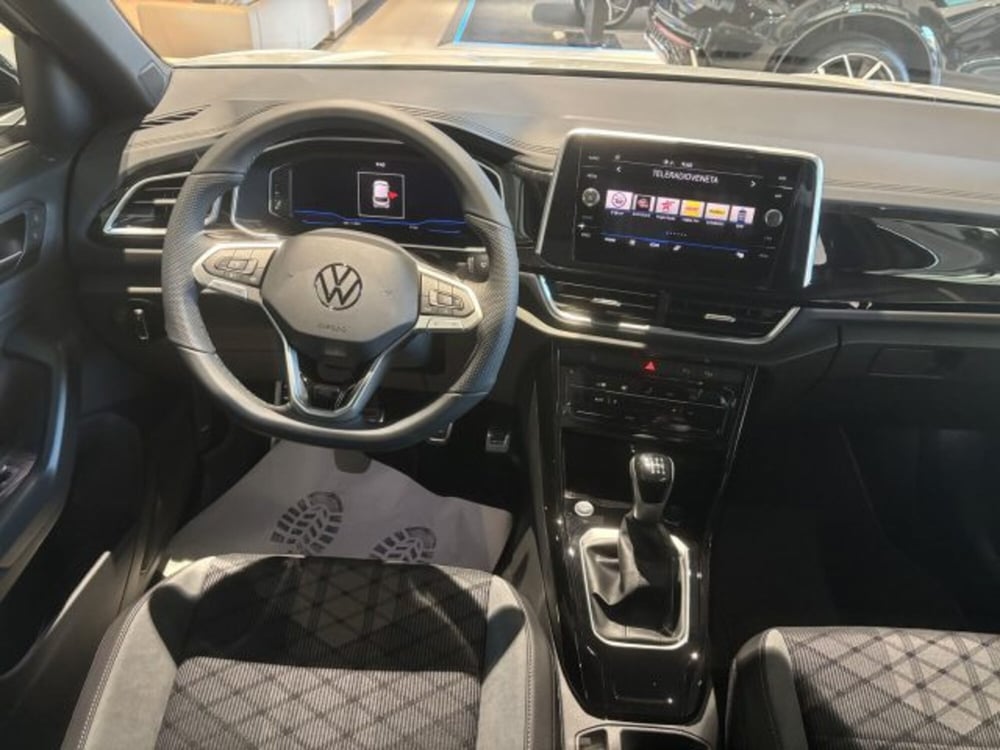 Volkswagen T-Roc nuova a Vicenza (10)