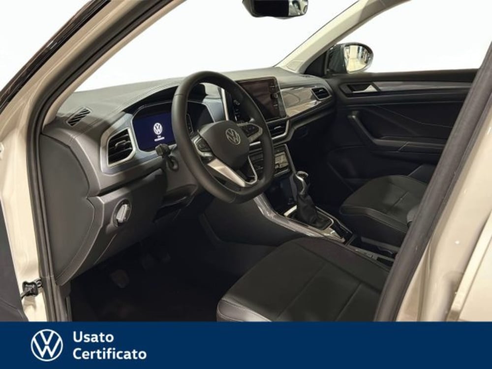 Volkswagen T-Roc nuova a Vicenza (7)