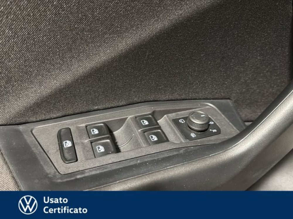 Volkswagen T-Roc usata a Vicenza (14)