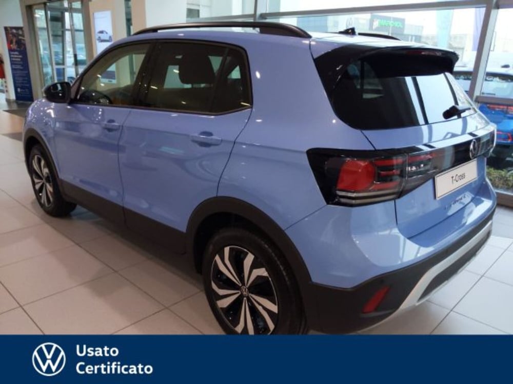 Volkswagen T-Cross nuova a Vicenza (2)