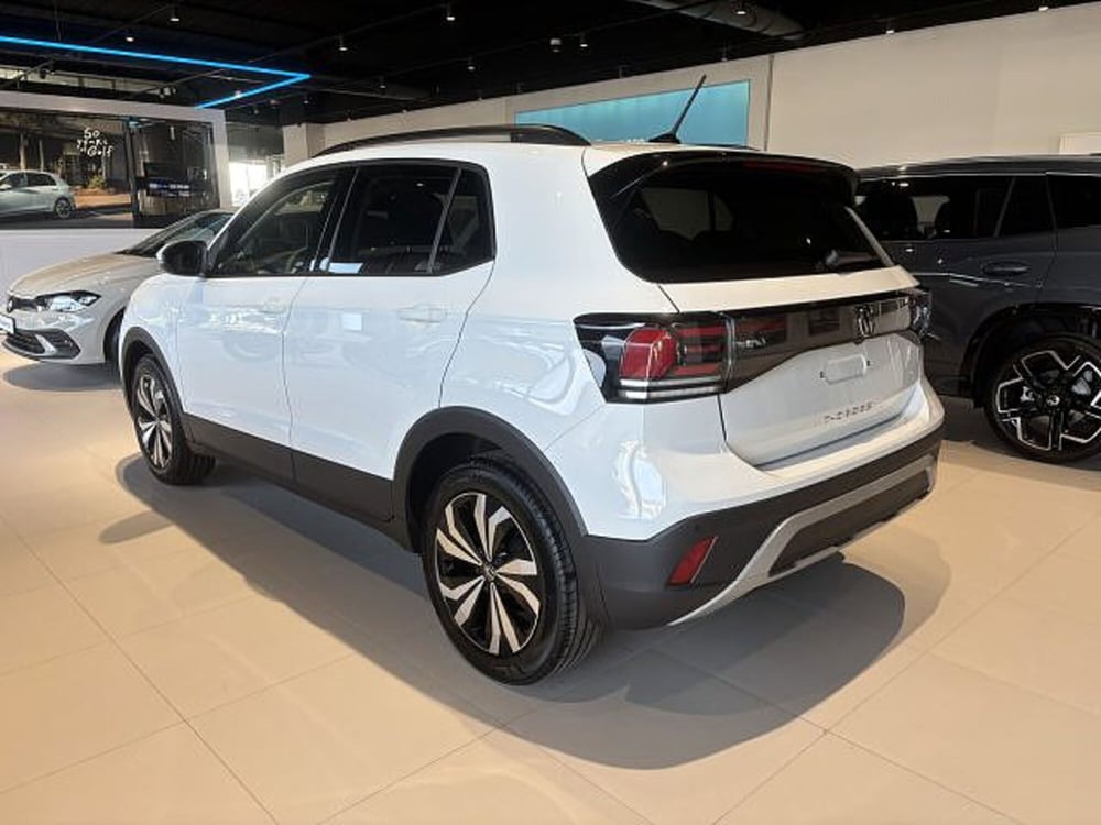 Volkswagen T-Cross nuova a Vicenza (2)