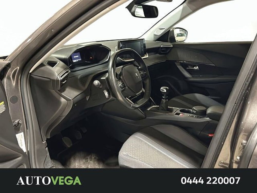 Peugeot 2008 usata a Vicenza (7)