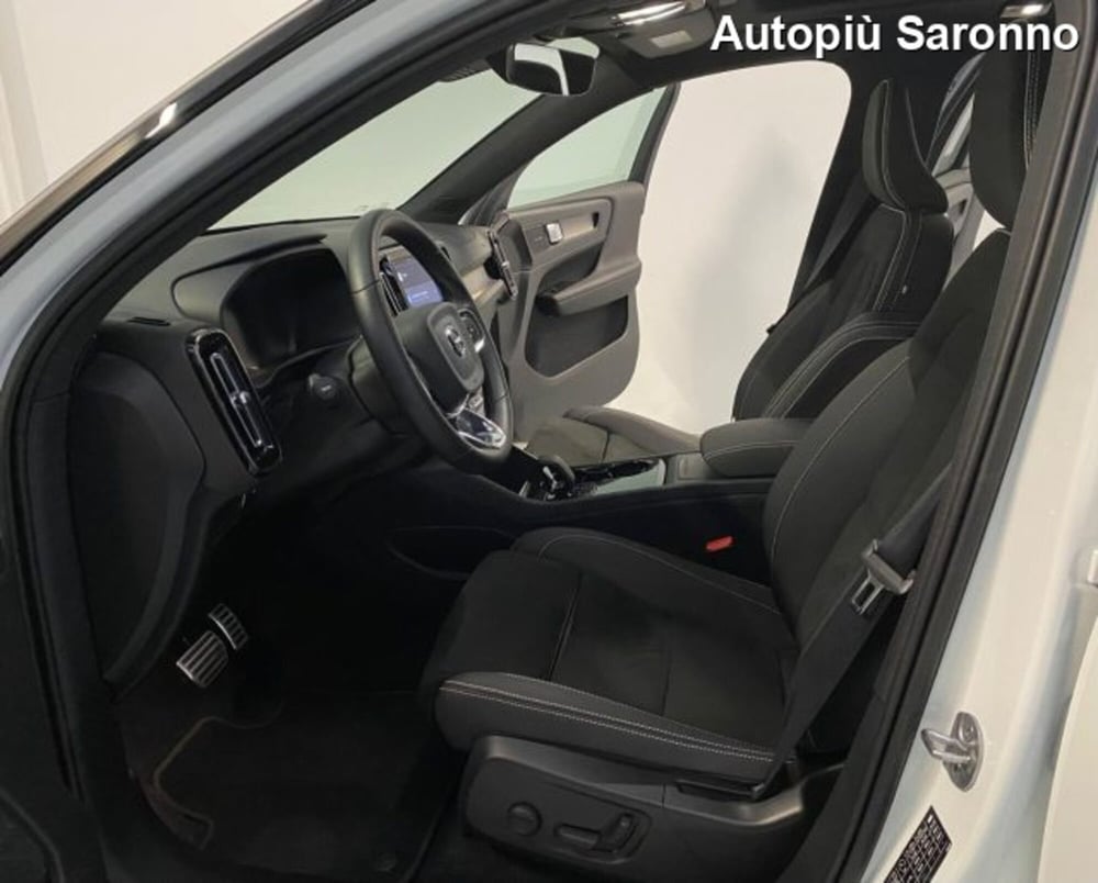 Volvo XC40 usata a Varese (12)