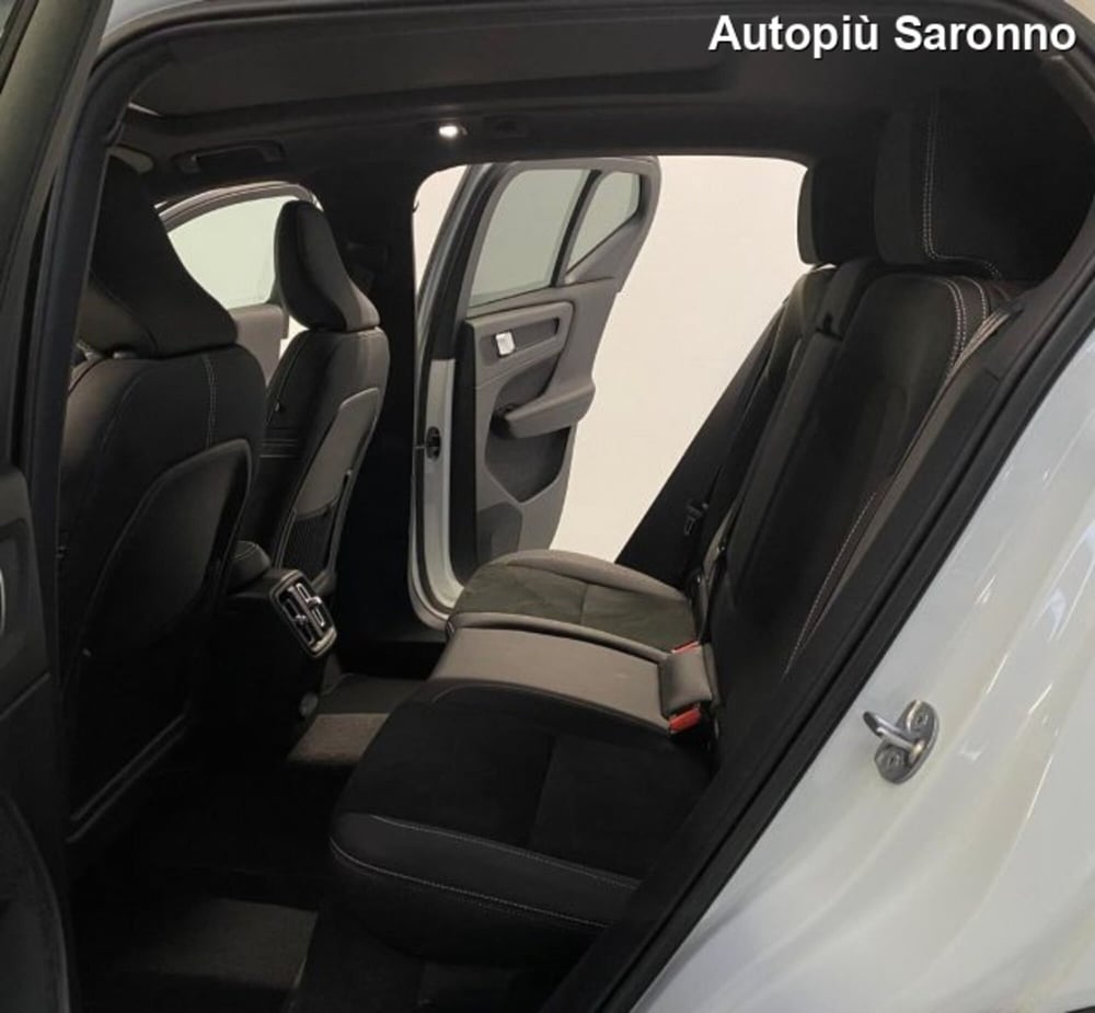 Volvo XC40 usata a Varese (14)