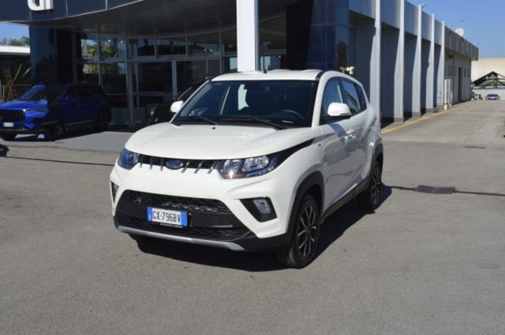 Mahindra KUV100 usata a Latina (3)