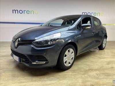 Renault Clio 1.2 75CV 5 porte Zen  del 2017 usata a Bologna