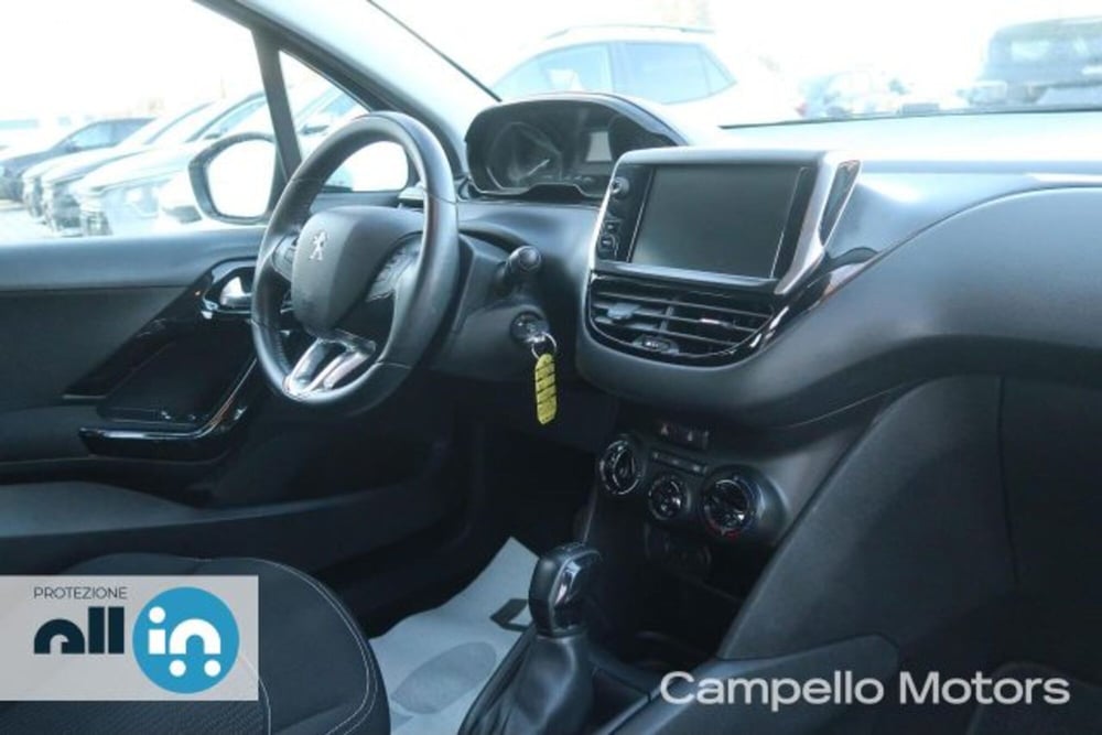 Peugeot 208 usata a Venezia (14)