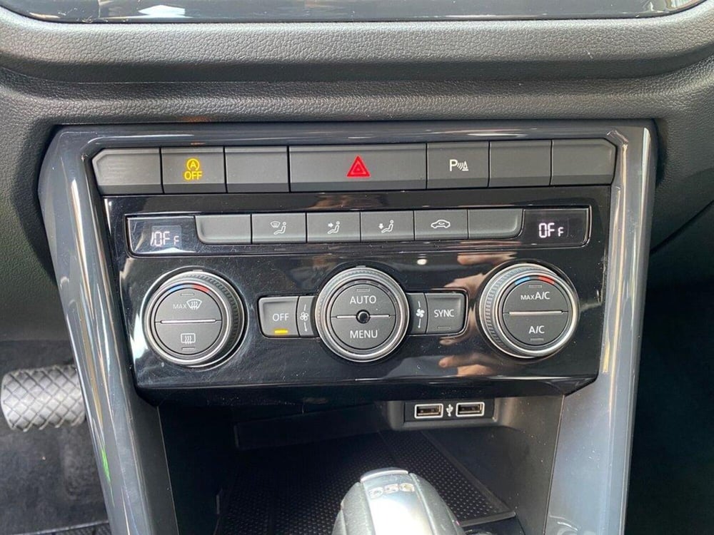 Volkswagen T-Roc usata a Torino (10)