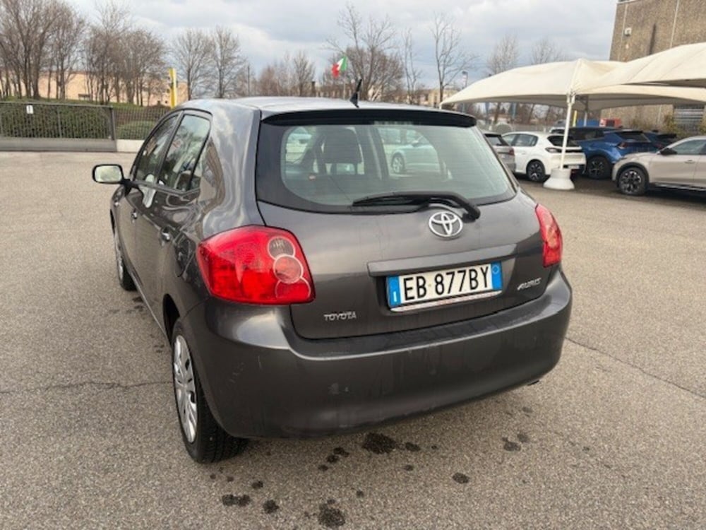 Toyota Auris usata a Varese (2)