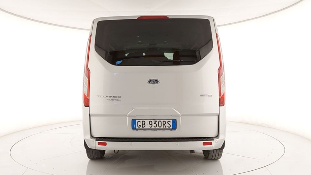 Ford Tourneo Custom usata a Roma (4)