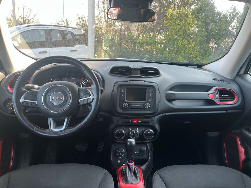 Jeep Renegade usata a Milano (15)