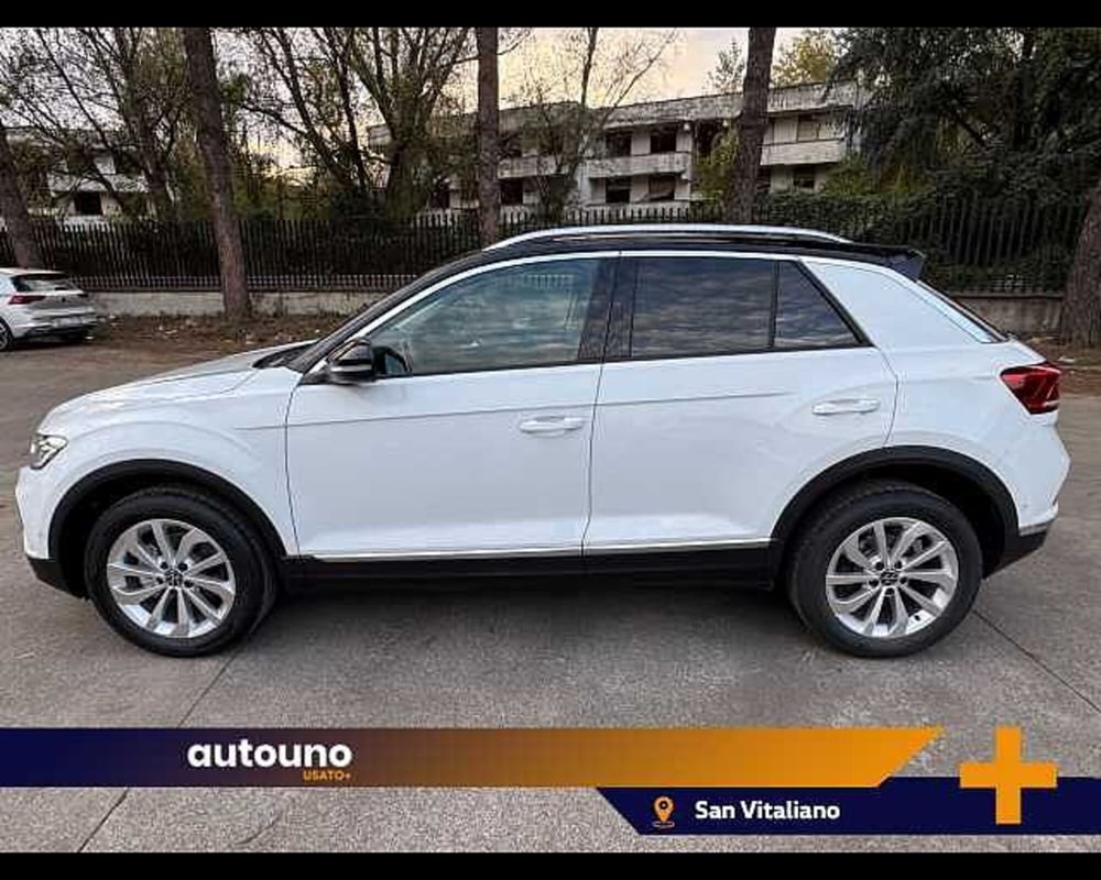 Volkswagen T-Roc nuova a Napoli (2)