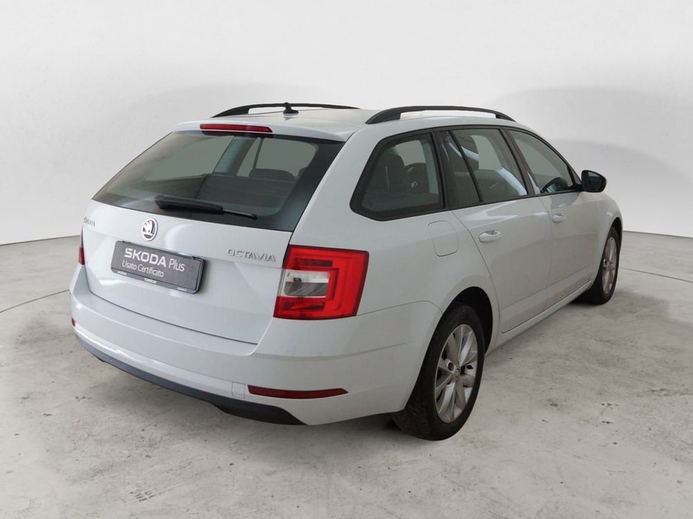 Skoda Octavia Station Wagon usata a Torino (6)