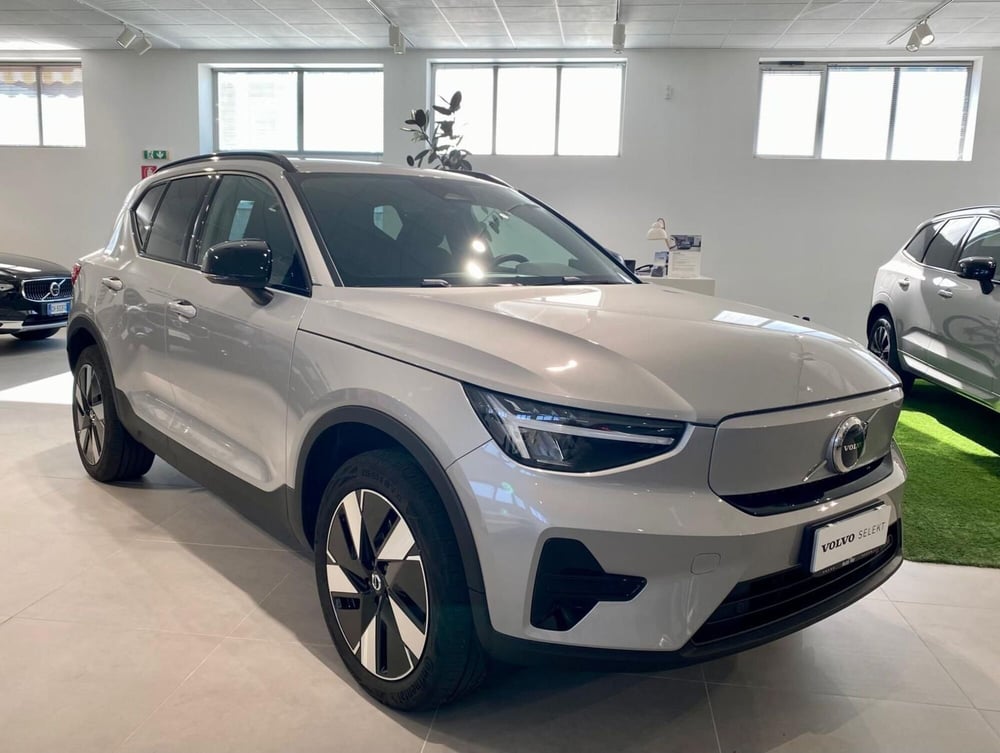 Volvo XC40 usata a Vercelli (2)