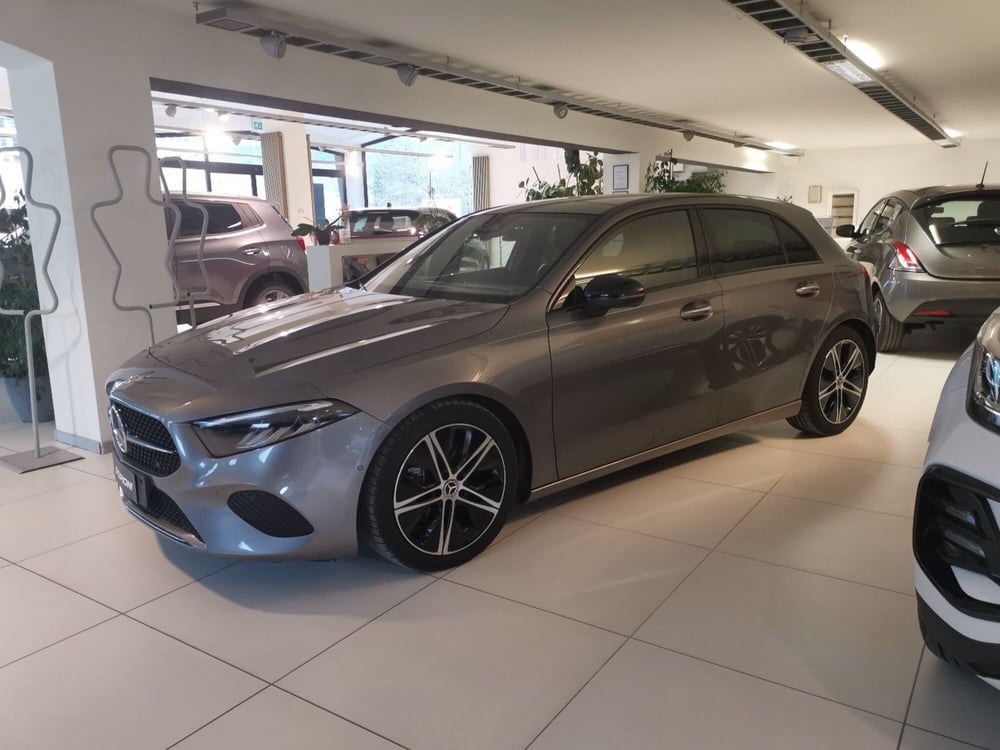 Mercedes-Benz Classe A Sedan usata a L'Aquila