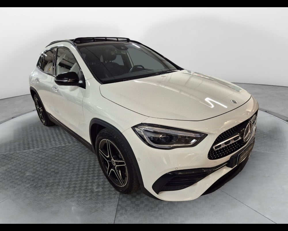 Mercedes-Benz GLA SUV usata a Prato (4)