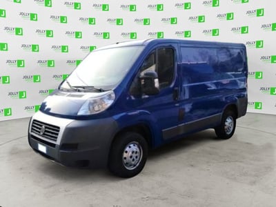 Fiat Ducato Furgone 8 CH1 2.3 mjt 120cv E6d-temp del 2020 usata a Ceccano