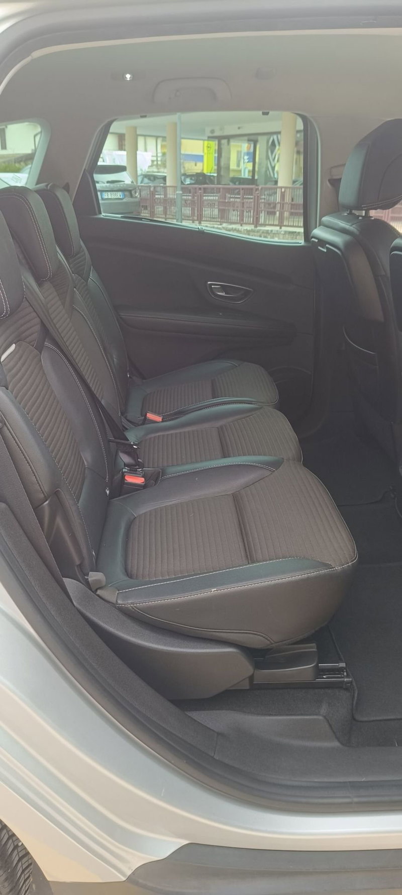 Renault Scénic usata a Frosinone (11)