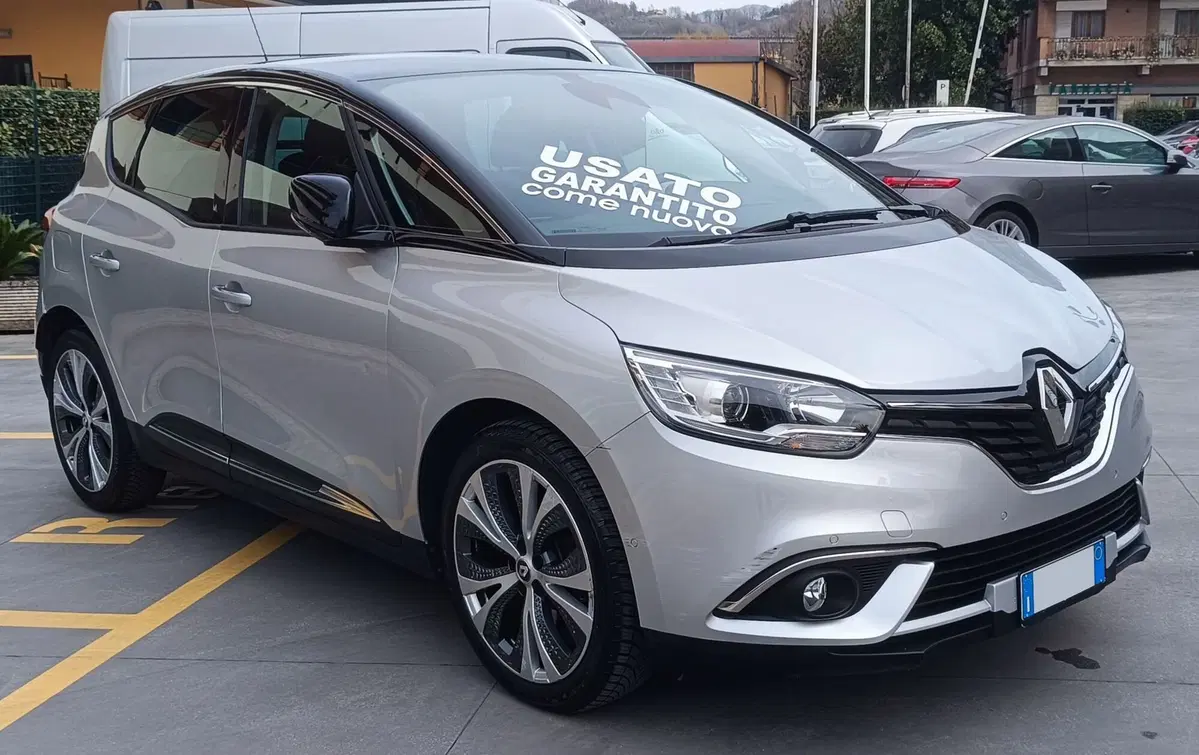 Renault Scénic usata a Frosinone (7)